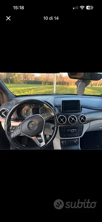Mercedes-Benz B 200