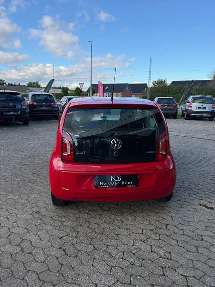 Volkswagen Up 2013 photo 4