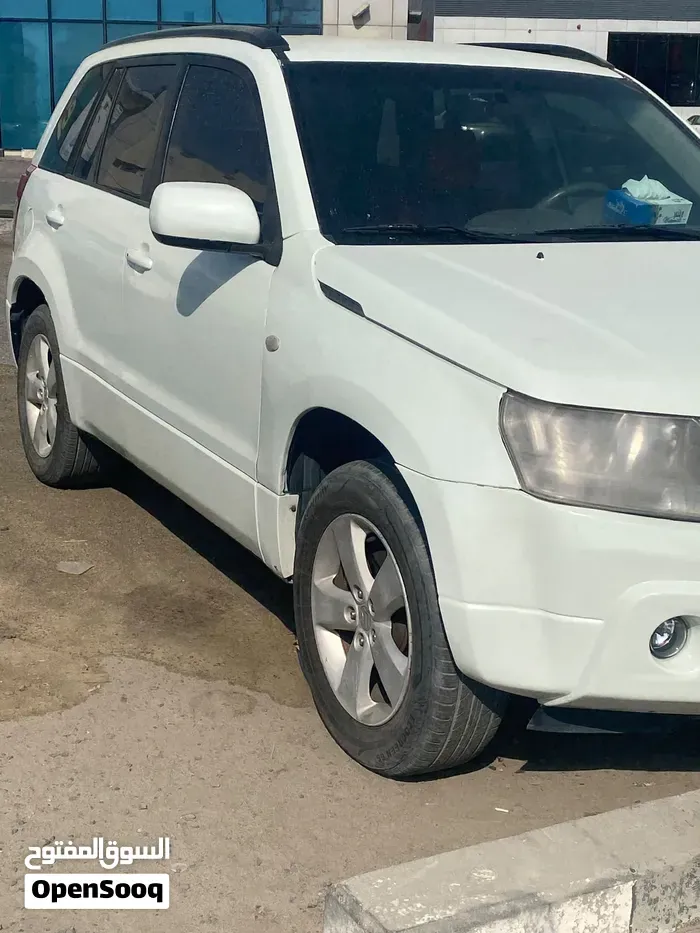 Suzuki Grand Vitara 2011 photo 3