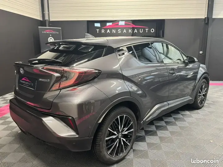 Toyota C-Hr 2018 photo 5
