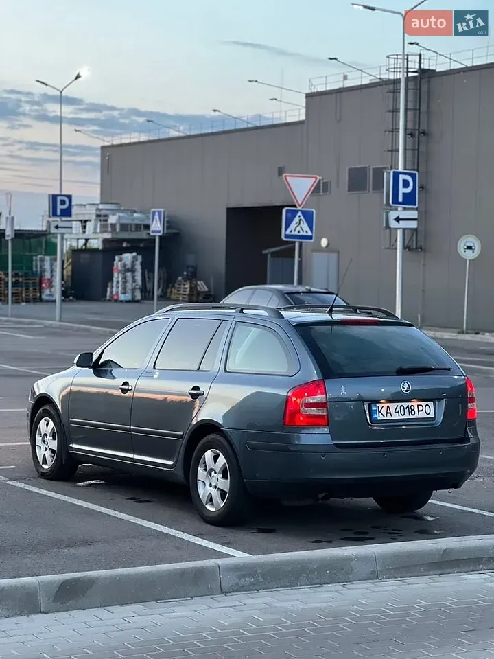 Skoda Octavia 2005 photo 4