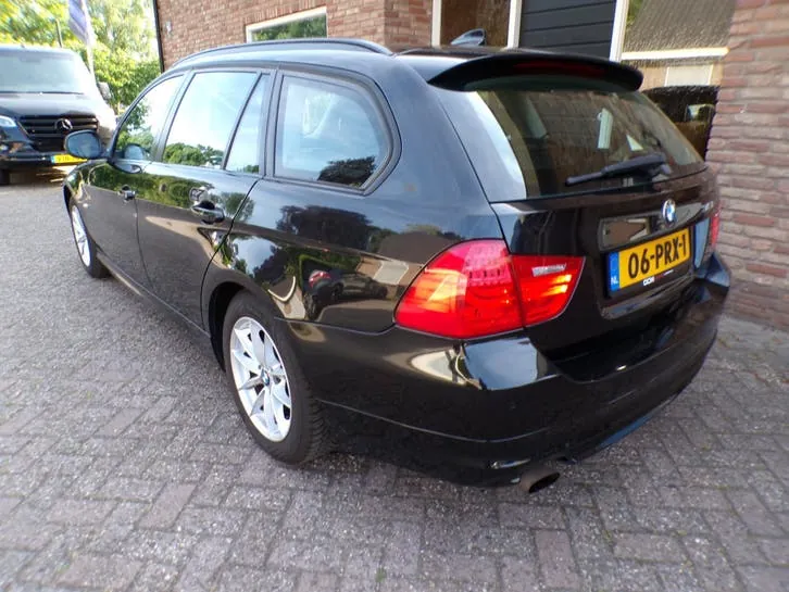 BMW 3-Serie 2011 photo 3