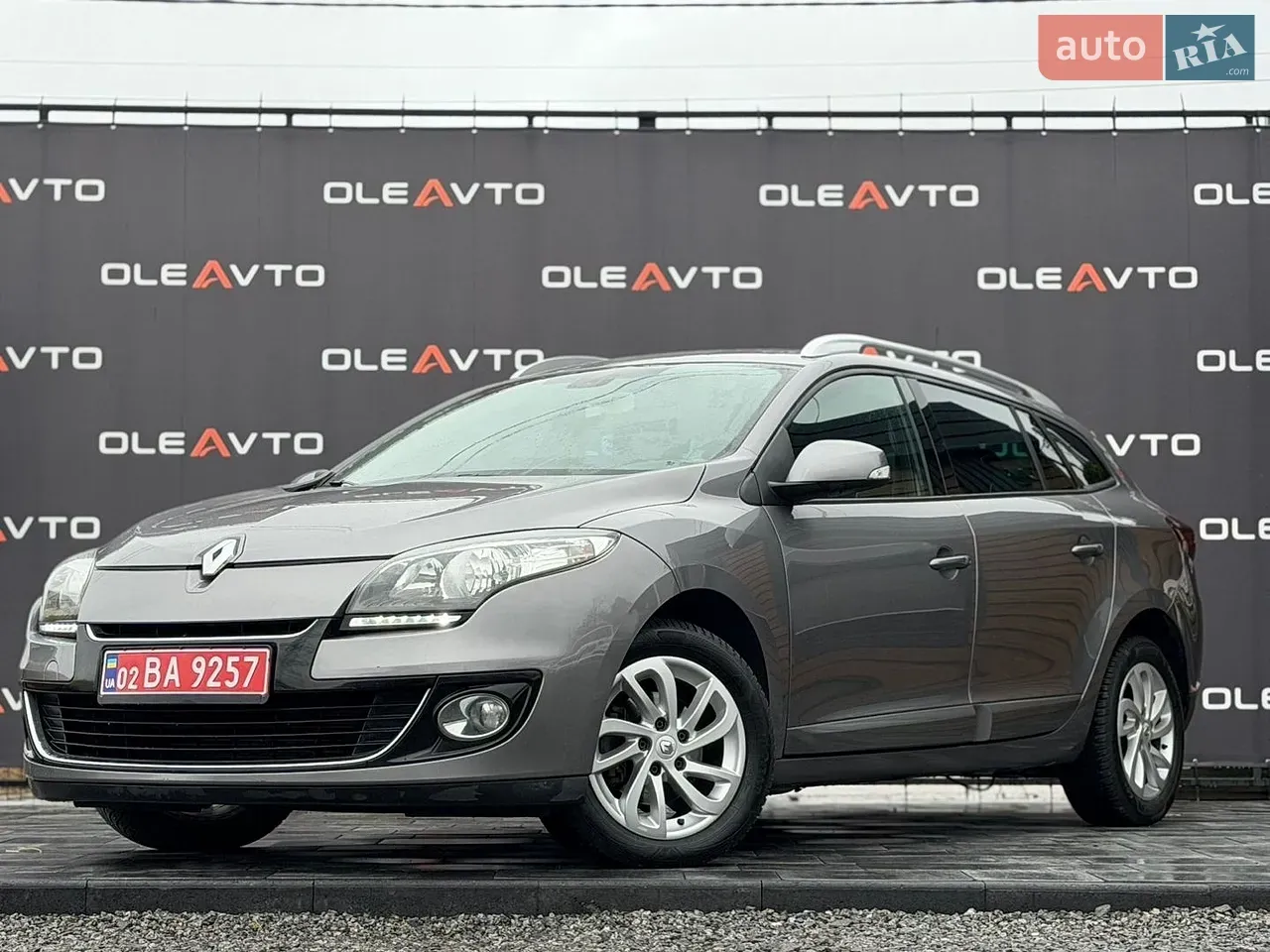 Renault Megane 2013 photo 2