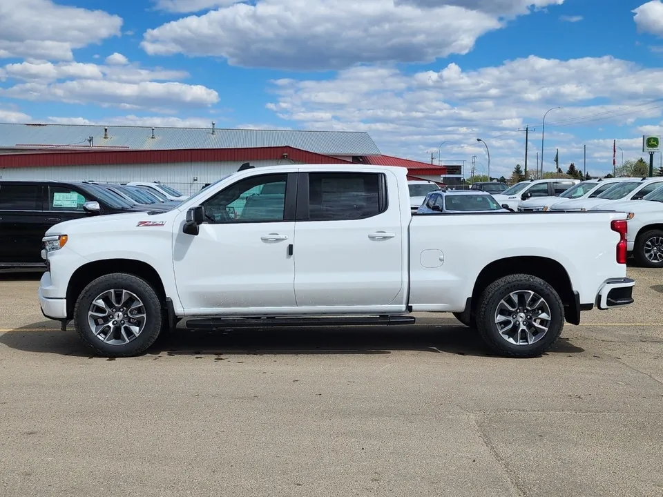 Chevrolet Silverado 1500 2026 photo 3