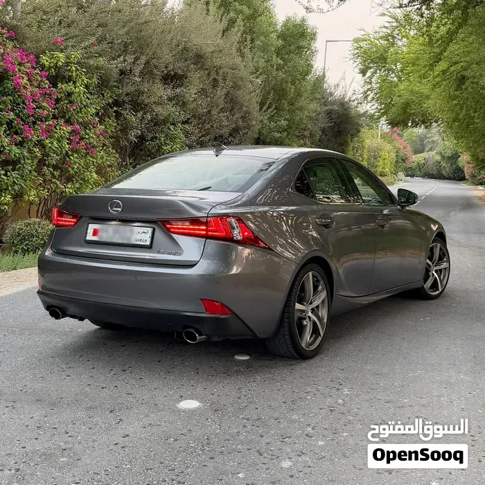 Lexus Is 2015 photo 3
