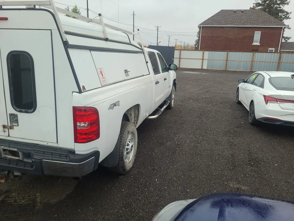 Chevrolet Silverado 2500 2013 photo 4