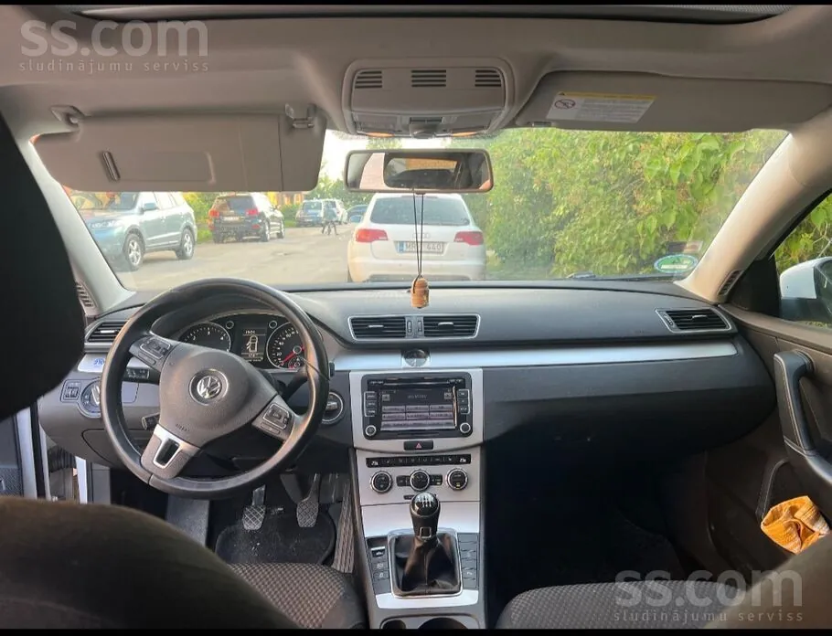 Volkswagen Passat 2013 photo 5