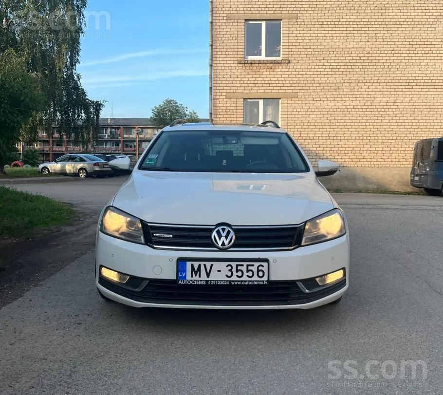 Volkswagen Passat 2013 photo 4