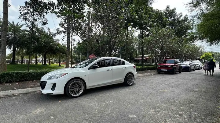 Mazda 3 2012 photo 4