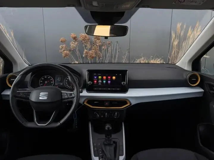 Seat Arona 2022 photo 2