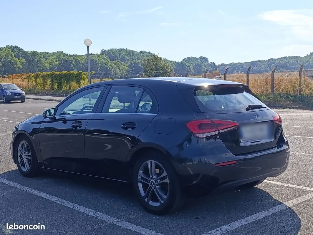 Mercedes-Benz A-Class 2020 photo 3