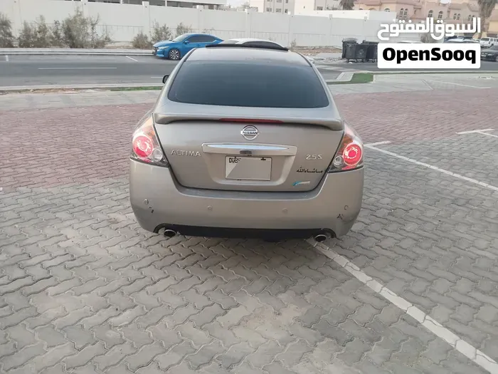 Nissan Altima 2012 photo 3