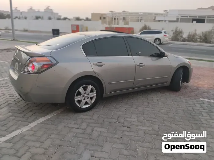 Nissan Altima 2012 photo 4