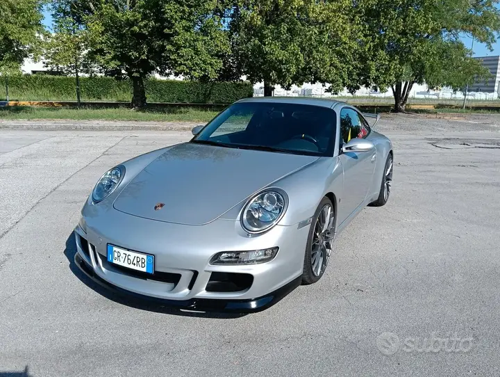 Porsche 911 Carrera Coupé