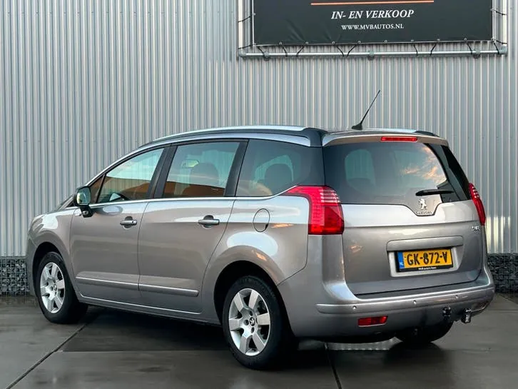 Peugeot 5008 2015 photo 3