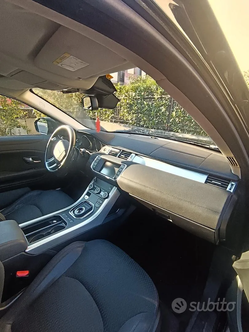 Land Rover Range Rover Evoque 2016 photo 5
