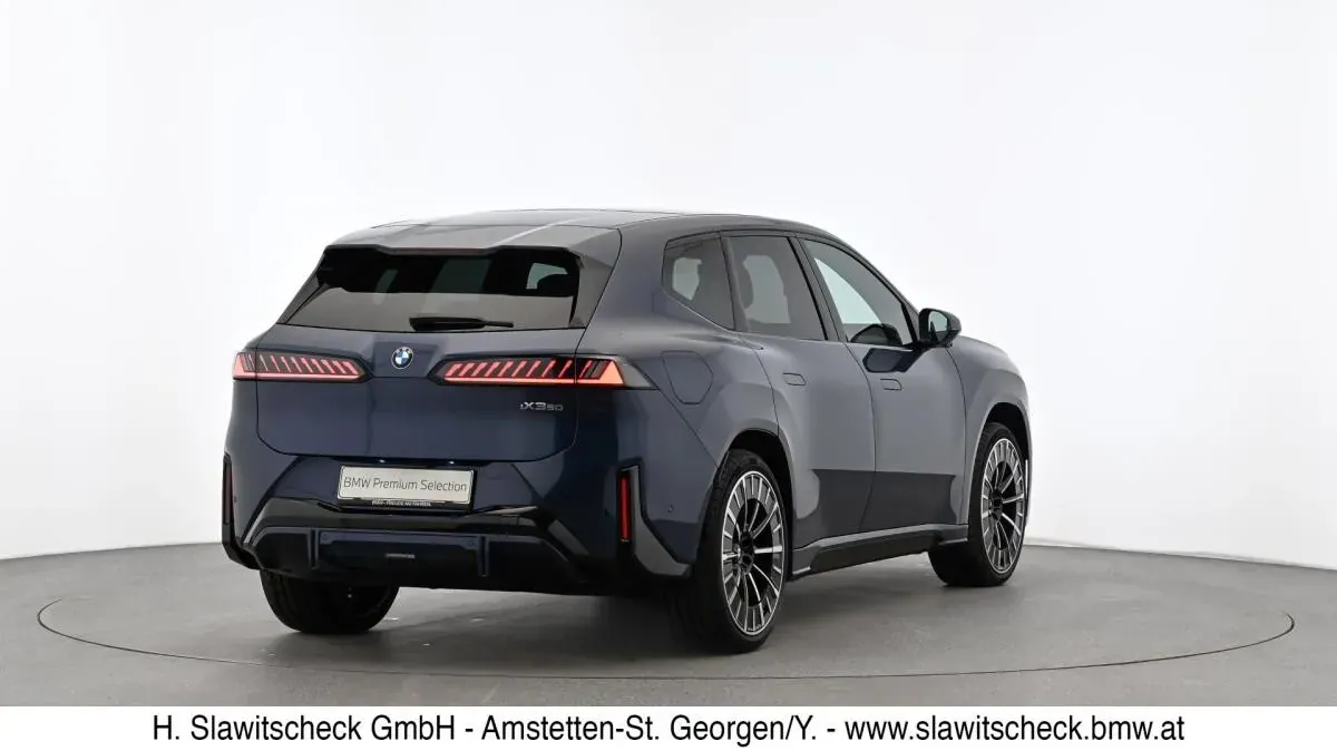 BMW Ix3 2026 photo 3