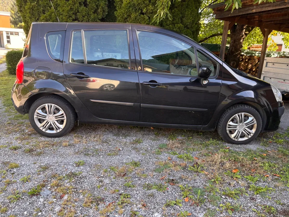 Renault Modus 2012 photo 2