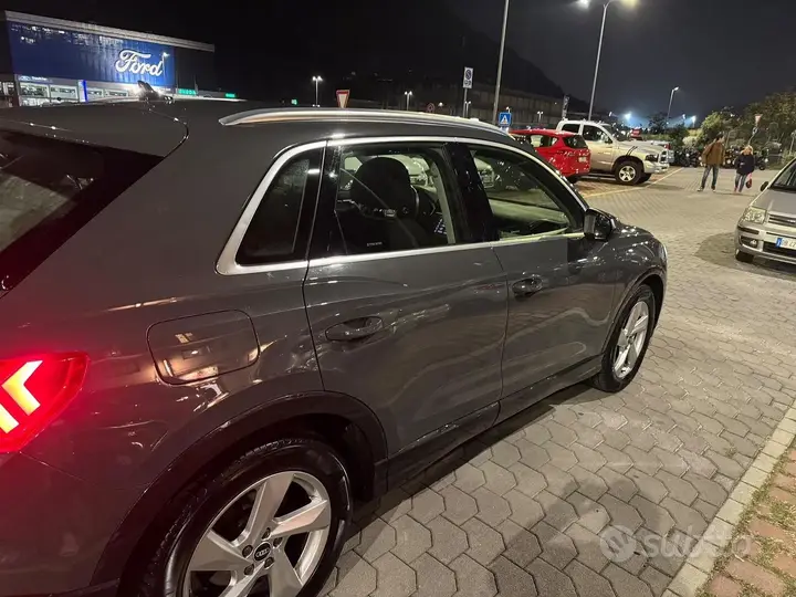 Audi Q3 2021 photo 4