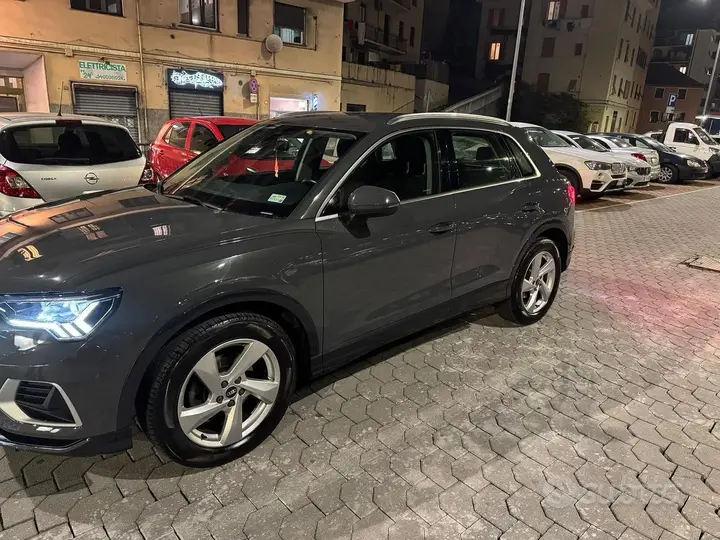 Audi Q3 2021 photo 3