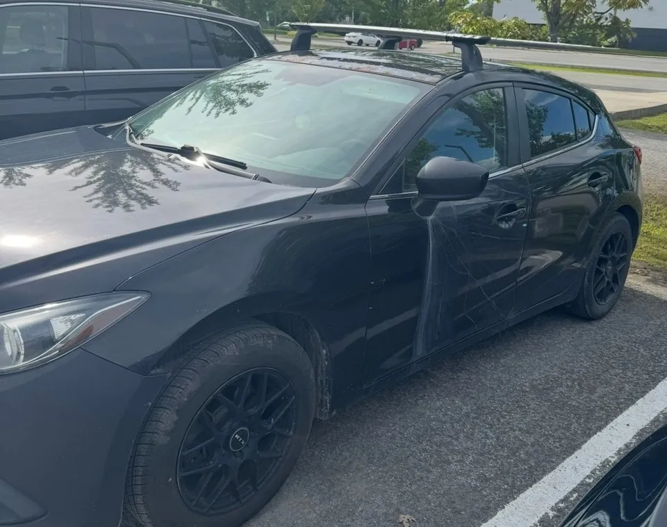 Mazda 3 2015 photo 2