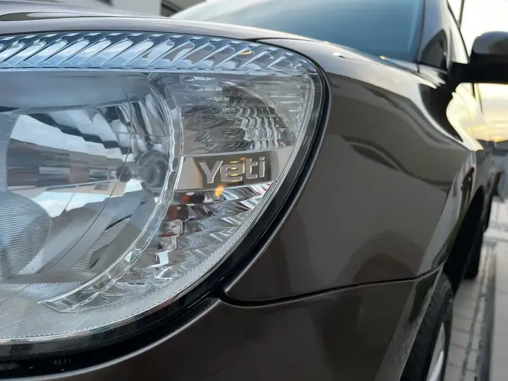 Skoda Yeti 2012 photo 3