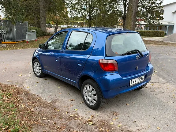 Toyota Yaris 2003 photo 3