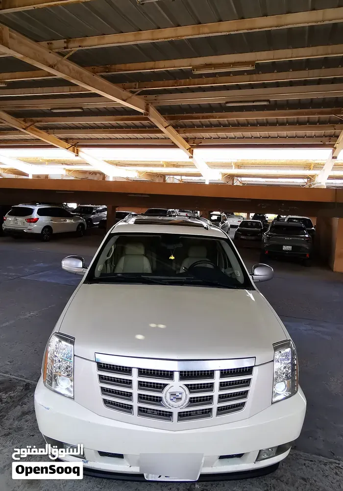 Cadillac Escalade 2008 photo 2