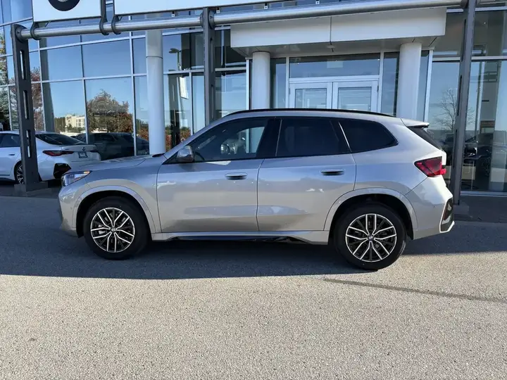 BMW X1 2027 photo 4