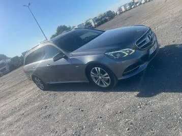 Mercedes-Benz E200