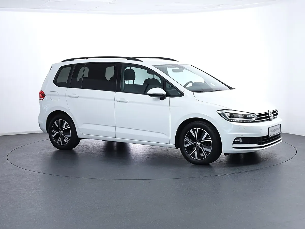 Volkswagen Touran 2020 photo 3