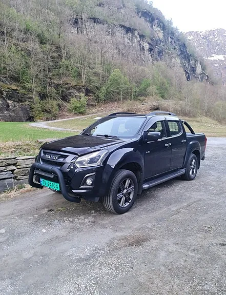 Isuzu D-Max 2018 photo 2