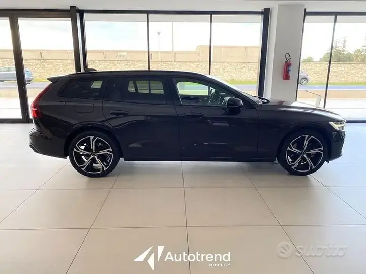 Volvo V60 2023 photo 5