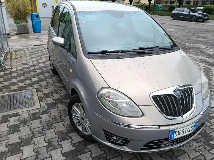 Lancia Musa 2009 photo 2