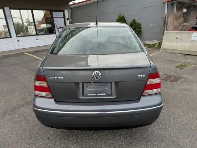 Volkswagen Jetta 2005 photo 3