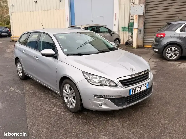 Peugeot 308 2017 photo 3