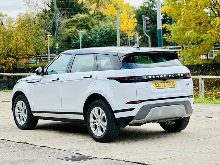 Land Rover Range Rover Evoque 2022 photo 4
