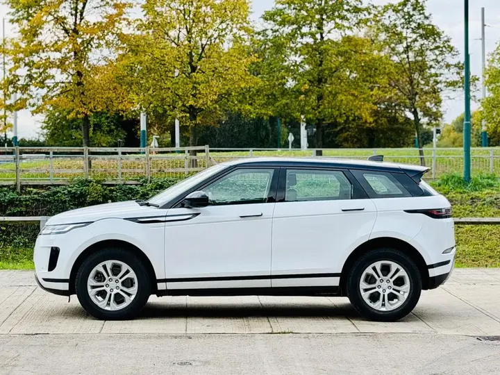 Land Rover Range Rover Evoque 2022 photo 5