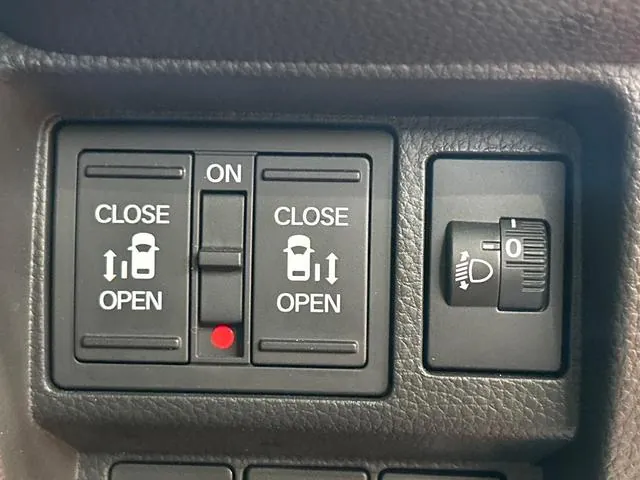 Honda Stepwgn 2023 photo 3