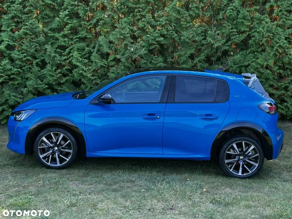 Peugeot 208 2022 photo 2