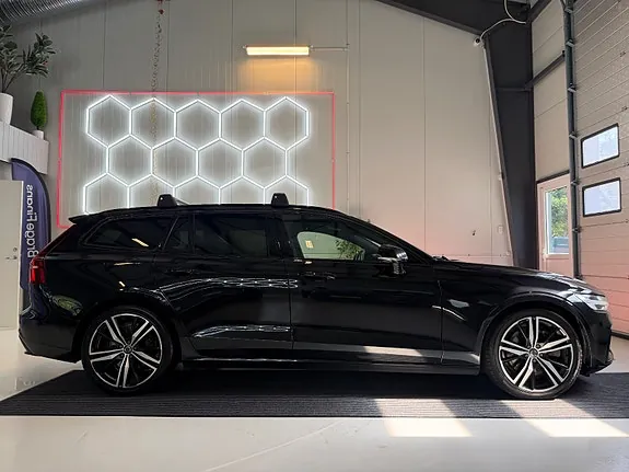 Volvo V60 2021 photo 4