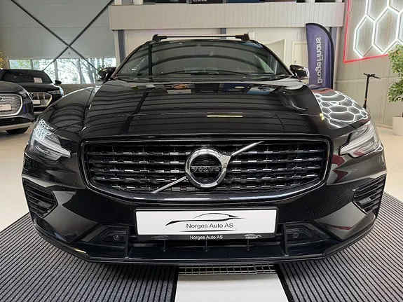 Volvo V60 2021 photo 2