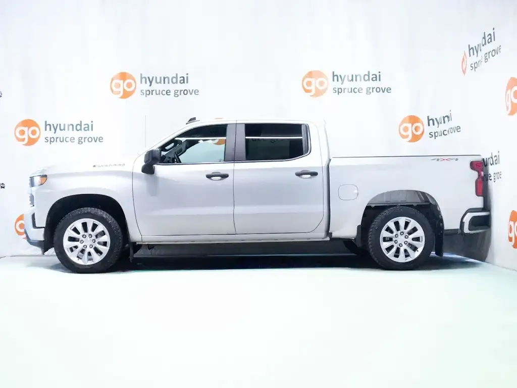Chevrolet Silverado 1500 2021 photo 3