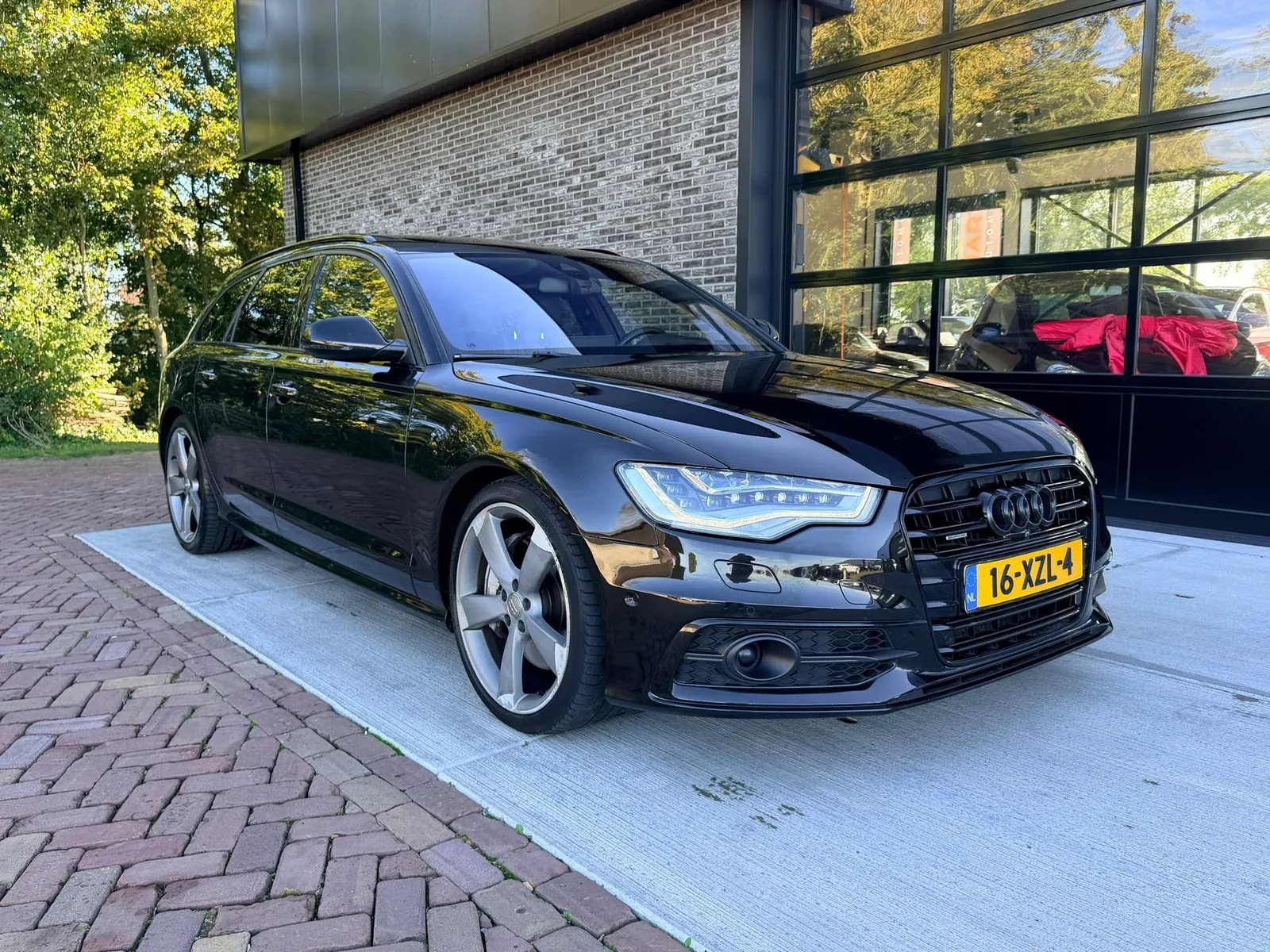 Audi A6 Avant 2012 photo 5