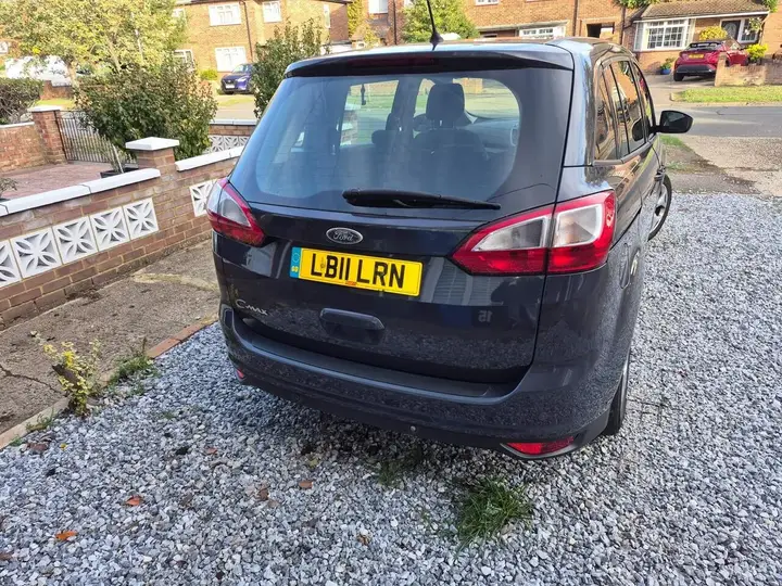 Ford Grand C-Max 2011 photo 5