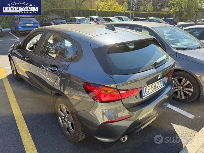 BMW 1 Series 2021 photo 2