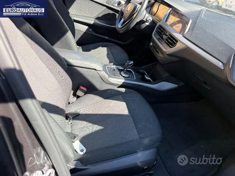 BMW 1 Series 2021 photo 3