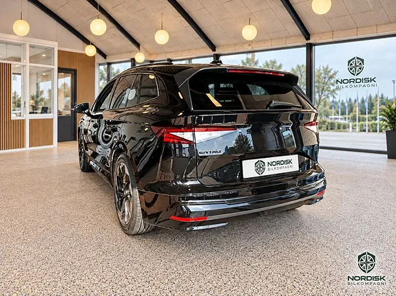 Skoda Enyaq 2023 photo 3