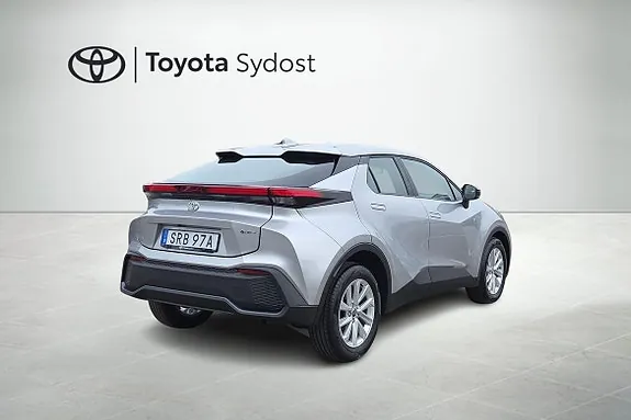 Toyota C-Hr 2026 photo 2