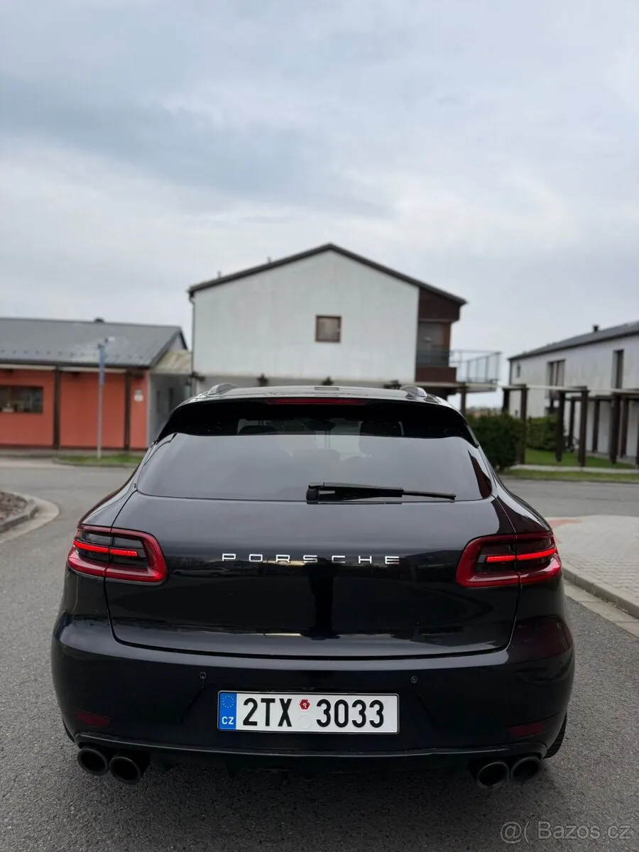 Porsche Macan Turbo 2015 photo 5